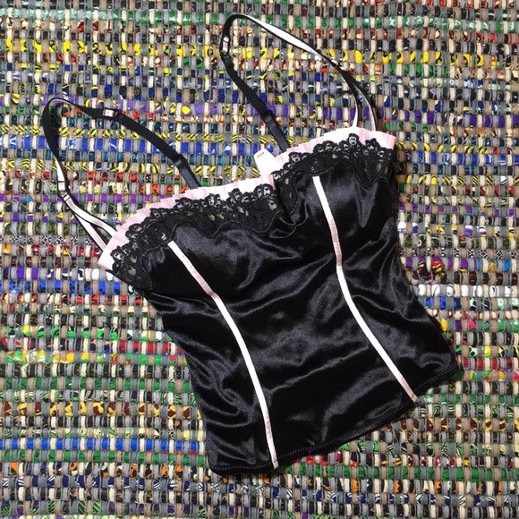 Victoria's Secret Other - 💰DROP💰🆕Victoria’s Secret Black/Pink Bustier Size 34B